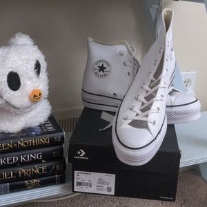 Brand New White Leather Platform Converse